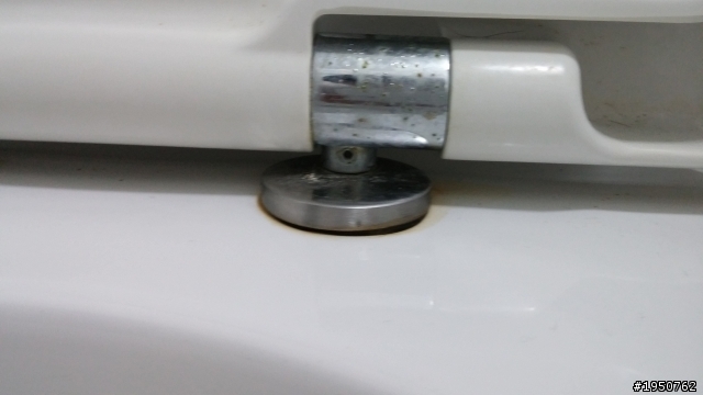 馬桶蓋拆裝求助