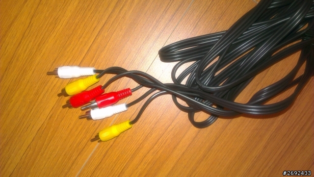 [已解決]關於DVD與電視接線的問題