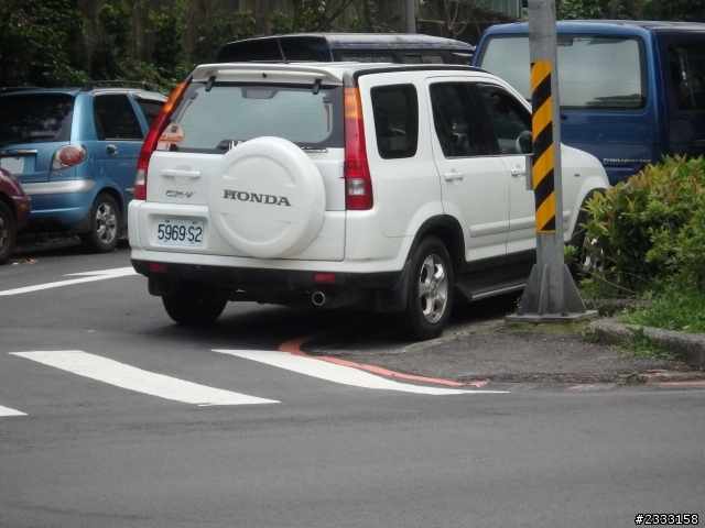 [20140603更新]請問這兩台車是不是警車?
