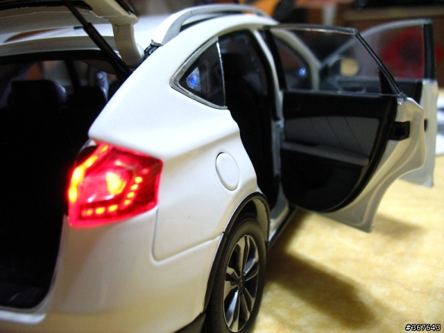 我也入手U6啦(圖多)~~