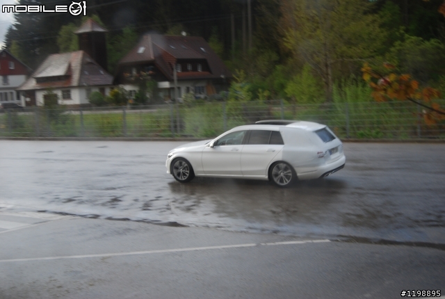 (偽裝車)德國捕捉  疑似Mercedes-Benz C-Class  Estate