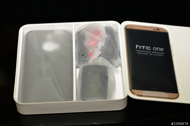 【開箱】hTC One ( M8 )  玫瑰金 Rose Gold