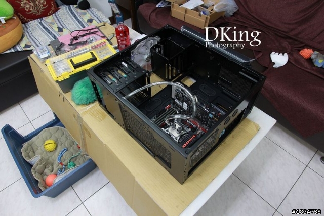 【圖多慎入】水冷＆機殼分享  Corsair 600T & Larkooler SKYWATER 330