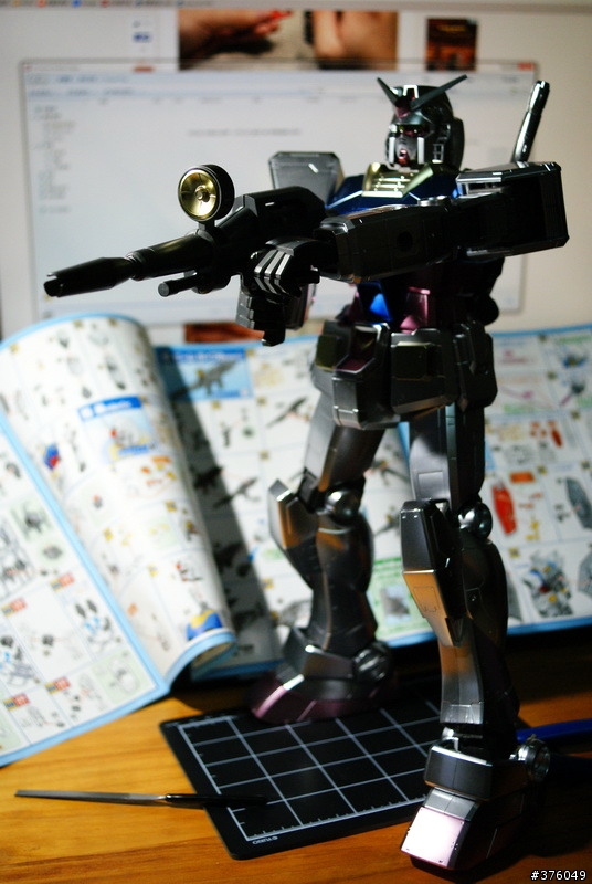 [開箱]鋼彈 MEGA SIZE 1/48 RX-78-2 GUNDAM EXPO限定電鍍版