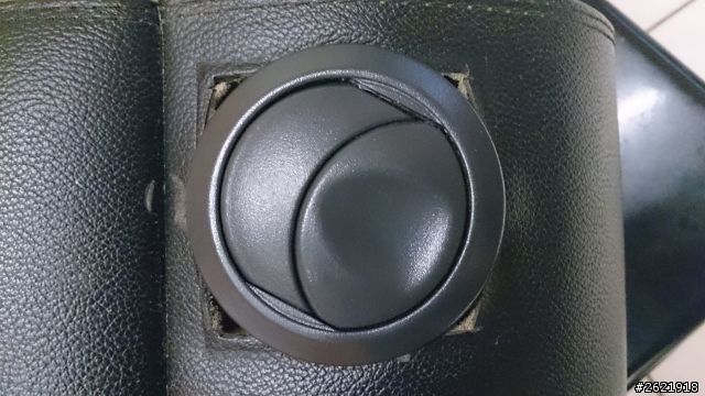 [DIY]LIVINA後座冷氣出風口[圖多]