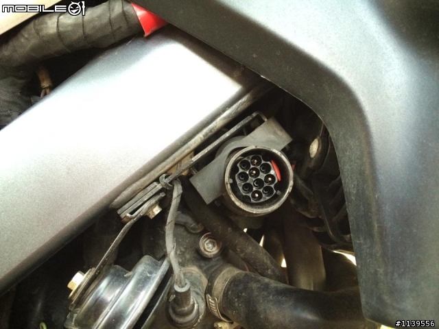 想請問版上ＢＭＷ重機前輩