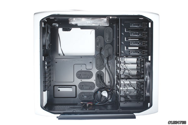 【圖多慎入】水冷＆機殼分享  Corsair 600T & Larkooler SKYWATER 330