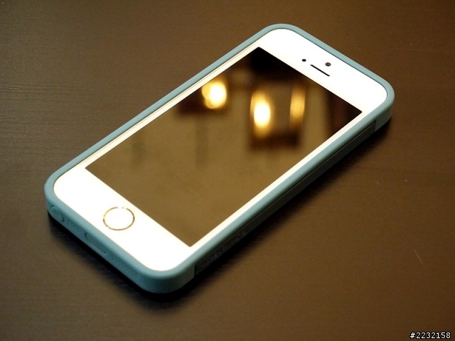 【好康開箱】iPhone 5s 悠久的品牌 SwitchEasy NUDE TONES Colors 保護殼 分享