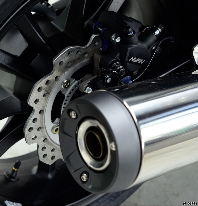 HONDA NM4 奶媽四夜間賞車