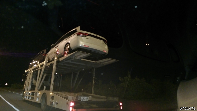 路上捕獲Honda 7人座