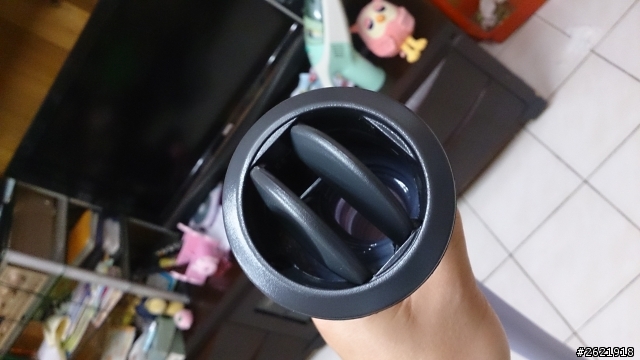 [DIY]LIVINA後座冷氣出風口[圖多]