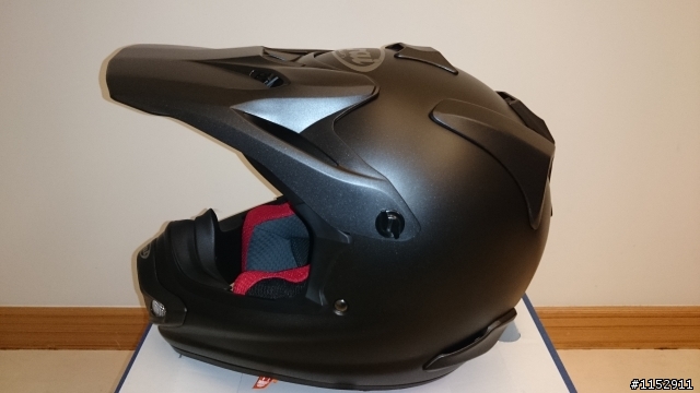 [開箱]硬派越野ARAI V-CROSS4(MX-V)