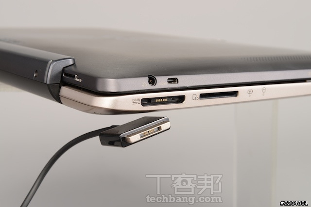 ASUS tx300ca如何用行動電源轉接頭