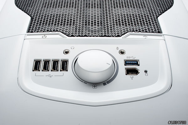 【圖多慎入】水冷＆機殼分享  Corsair 600T & Larkooler SKYWATER 330