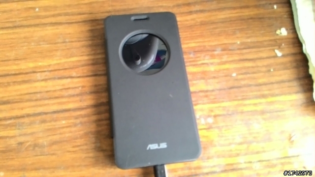 zenfone5 副廠皮套 開箱分享