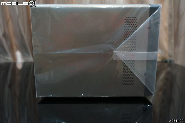 [開箱] QNAP TS-469L 開箱 - 新手首發