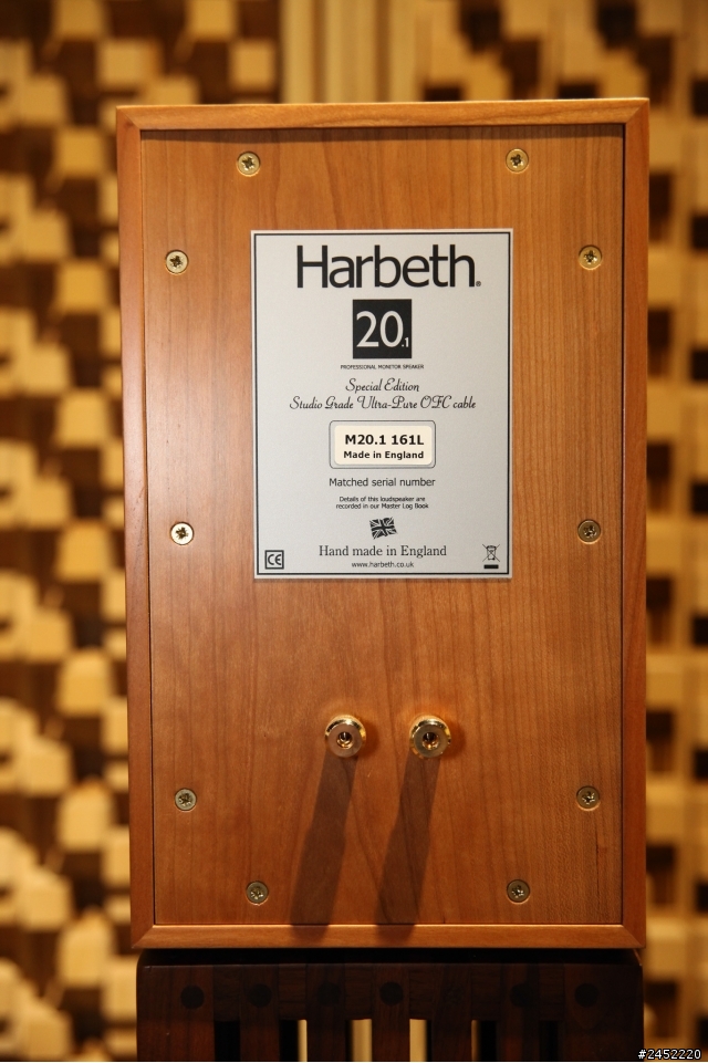 來自英國的 Harbeth M20.1 書架喇叭 開箱文
