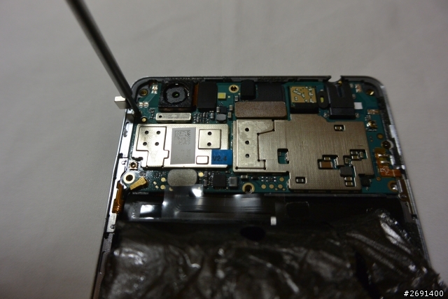 [教學]OPPO R1 前後鏡頭拆解