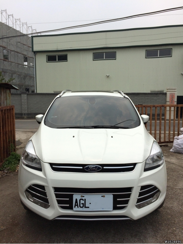 kuga 1.6 4G白色  開箱
