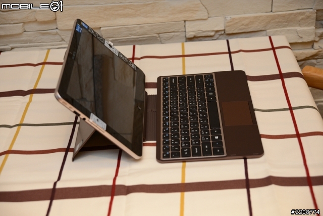 平板跟筆電揉在一起的Gigabyte S11M開箱