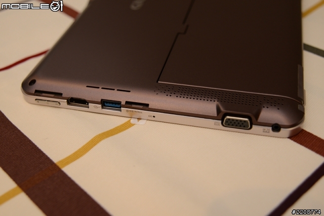 平板跟筆電揉在一起的Gigabyte S11M開箱