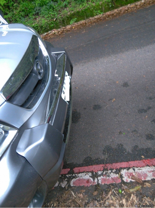 馬自達邱比特3.0 車禍疑問