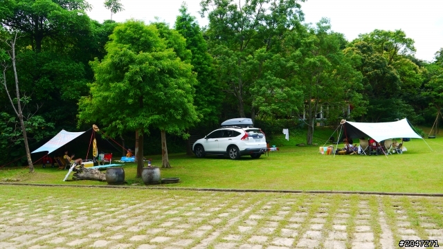 跟著彩虹一起下廚吧@偶們在驛品香露營區