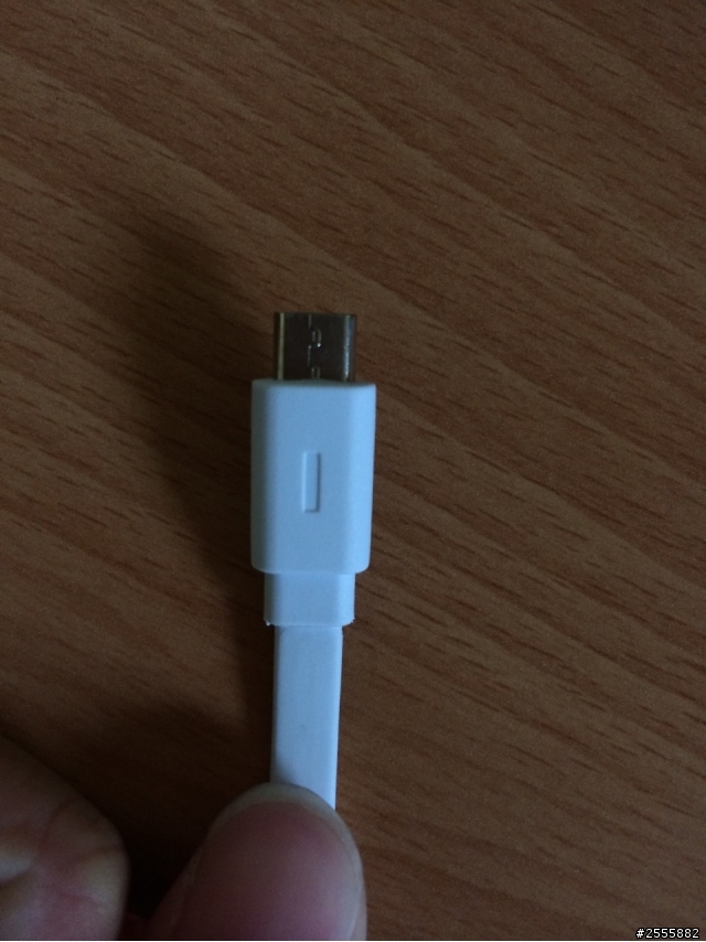 我想請問一下各位高手，小米行動電源的傳輸線（台灣版）