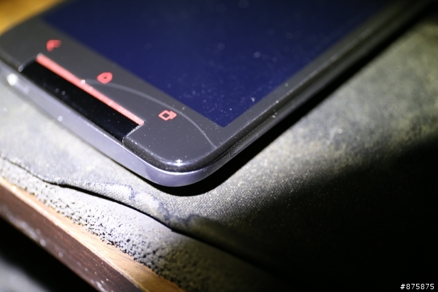 HTC Butterfly S lte 螢幕裂了