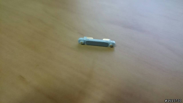 Z2充電孔問題...