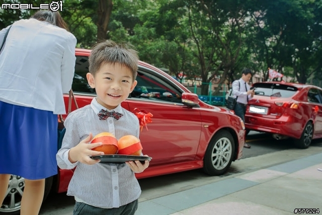 LANCER SPORTBACK 紅色鯊魚幸福禮車隊