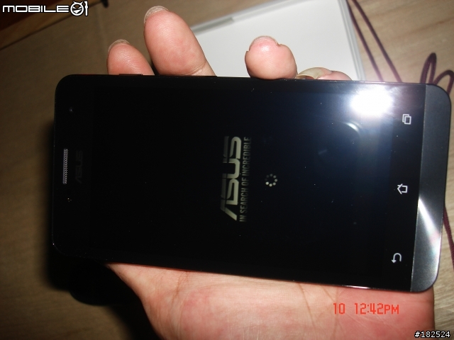 定了黑Zenfone 5卻來紅的XD