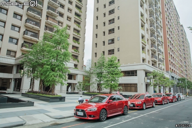 LANCER SPORTBACK 紅色鯊魚幸福禮車隊