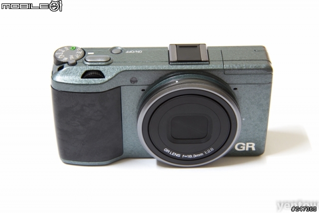 女王批淮，入手隨身機 RICOH GR Limited Edition