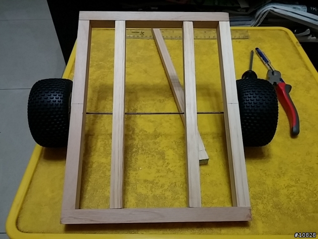 1/10 遙控大腳的拖車 DIY ~