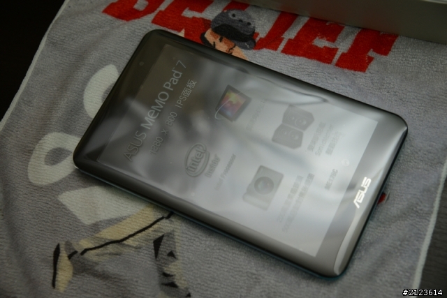 Asus Memo Pad 7 ME176C簡單開箱 老爸的第一台平板