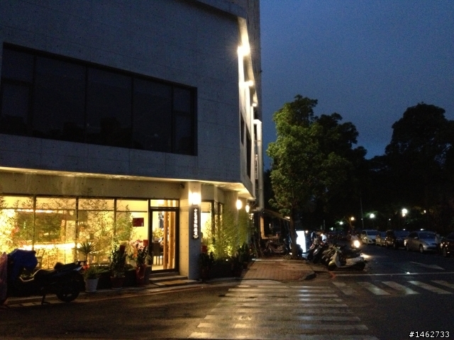 (台中市)美術館前享蔬食-水芙蓉