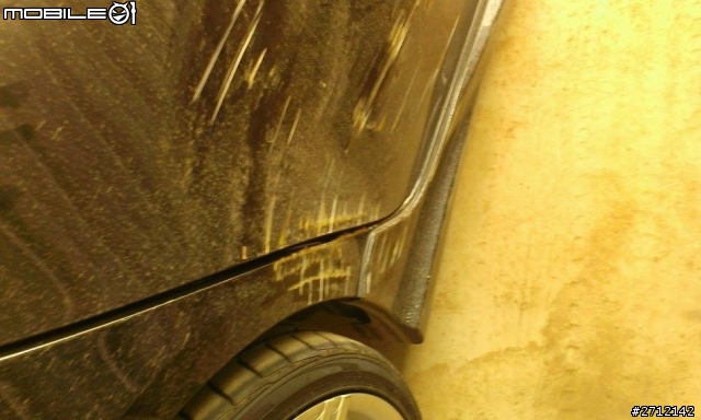 小弟的s5....右後車門凹陷掉漆  右後葉子板凹陷刮傷 右邊側裙刮傷... 請問該怎麼處理