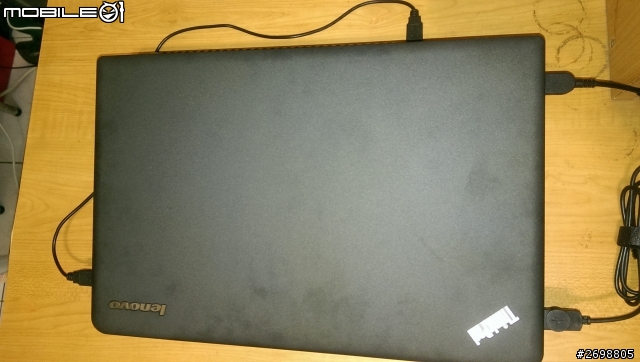 Lenovo E540上蓋會留痕跡