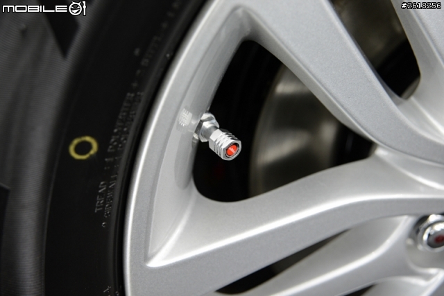 剛鍍完膜的2014 Lancer Fortis時尚藍分享