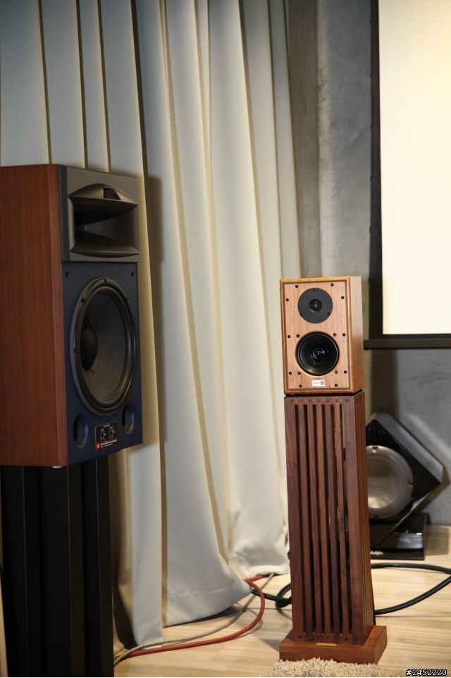 來自英國的 Harbeth M20.1 書架喇叭 開箱文