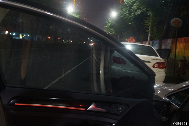 [女王熱血通勤車]Golf 7 GTI萊姆灰