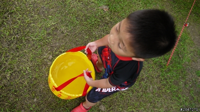 跟著彩虹一起下廚吧@偶們在驛品香露營區