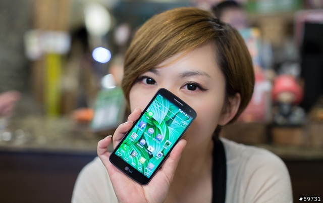 LG G2 mini 4G LTE熱潮來襲，輕鬆入主