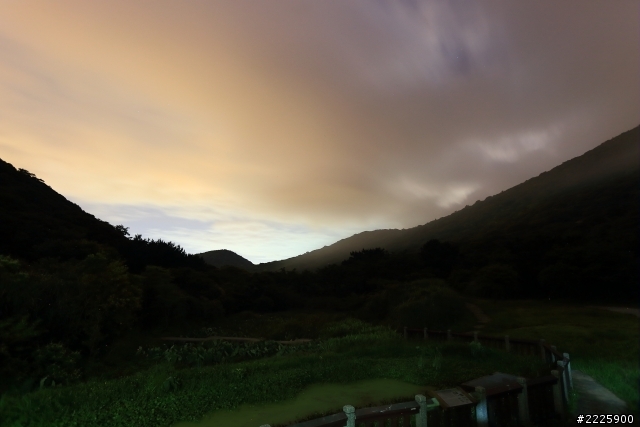 6D 雜訊分布怪異