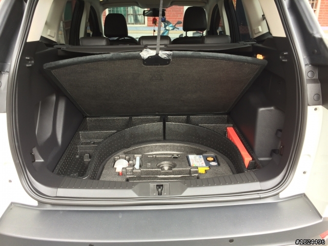 kuga 1.6 4G白色  開箱