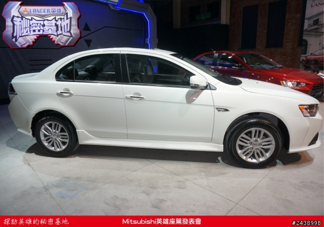 時尚與動感兼具的城市英雄-2014式 Mitsubishi Lancer iO & FORTIS感動發表