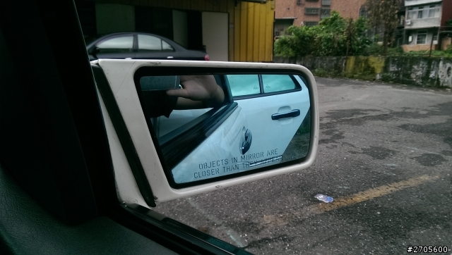 w202後照鏡卡榫斷光了