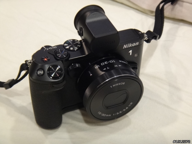 [超簡單開箱] Nikon V3