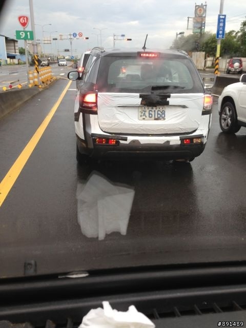 這是三菱的新車嗎?